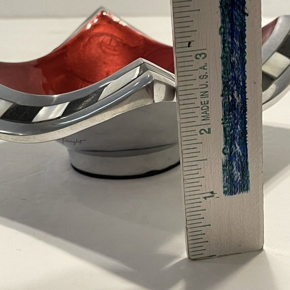 Julia Knight Classic Pagoda Bowl in Candy Apple and Mother of Pearl - Picture 9 of 9